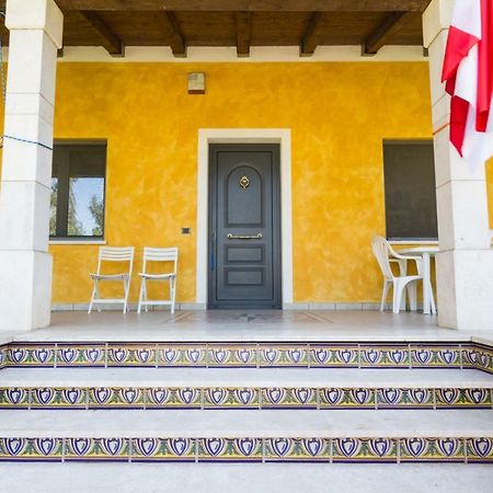 A Villa Ada B&B Arborea Ngoại thất bức ảnh