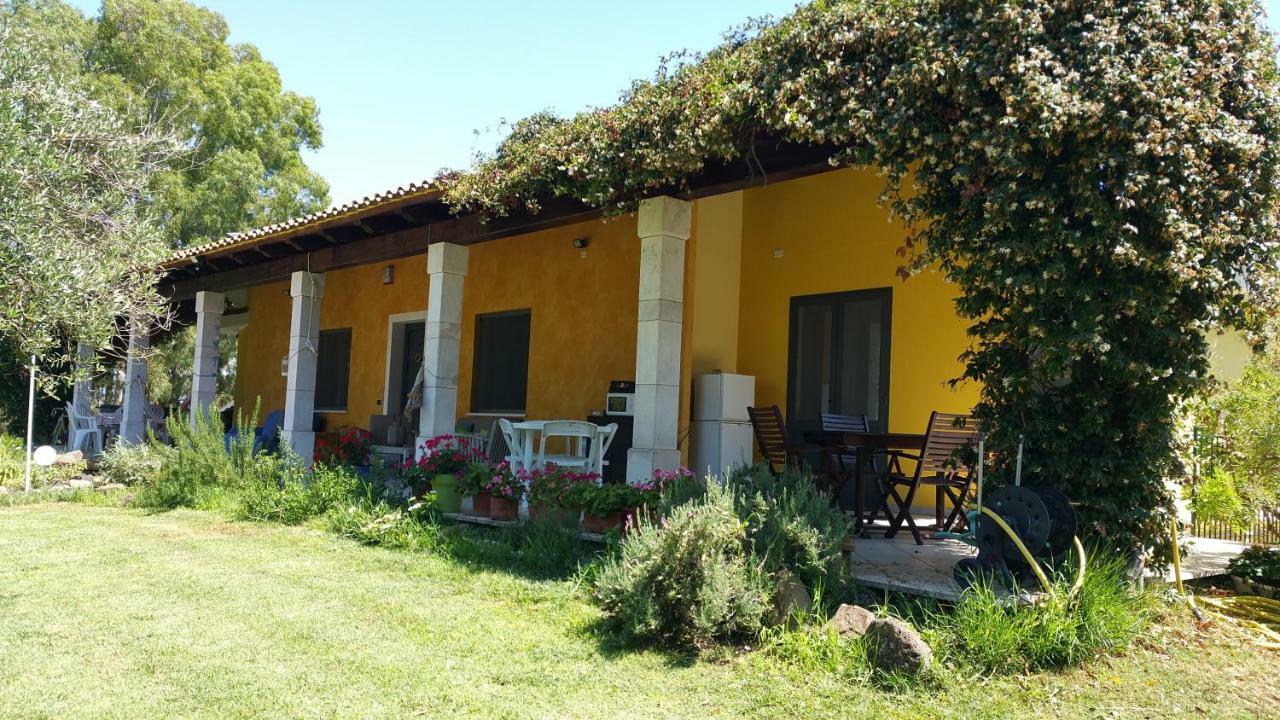 A Villa Ada B&B Arborea Ngoại thất bức ảnh